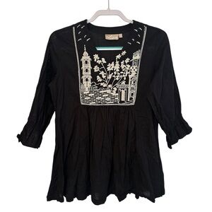 Utsa Black 3/4 Sleeve Top Cream Embroidery Women's Size S Cottage Whimsigoth EUC